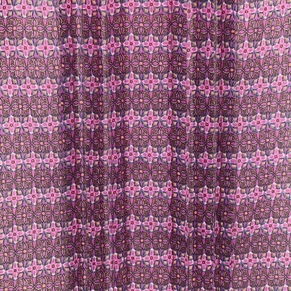 ROUTE 66 Sheer Floral Lace Trim Top Size Large - Picture 7 of 11